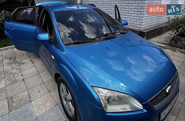 Хэтчбек Ford Focus 2004 в 