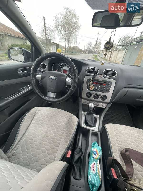 Универсал Ford Focus 2010 в Могилев-Подольске