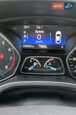 Хэтчбек Ford Focus 2016 в 