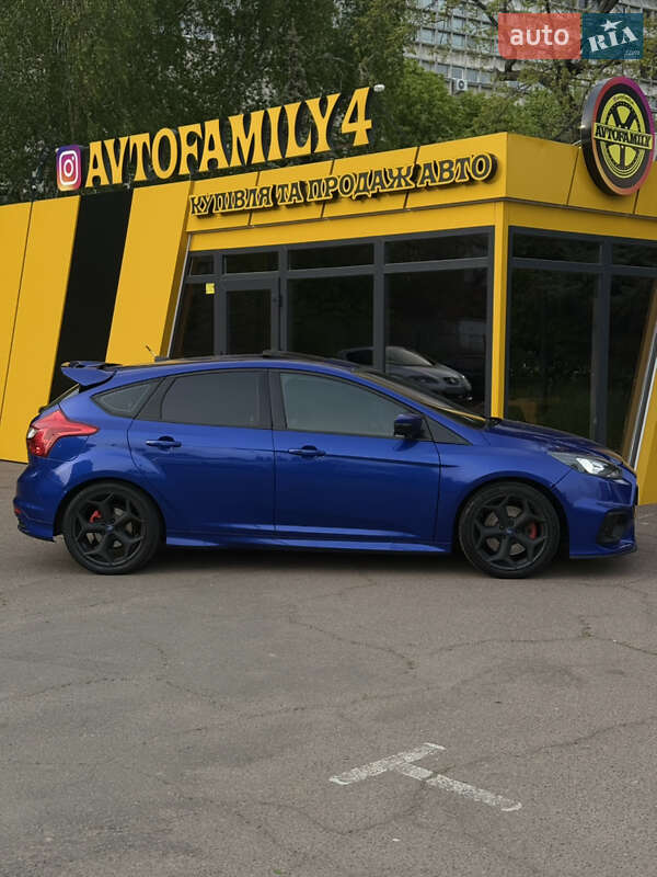 Хетчбек Ford Focus 2013 в Києві