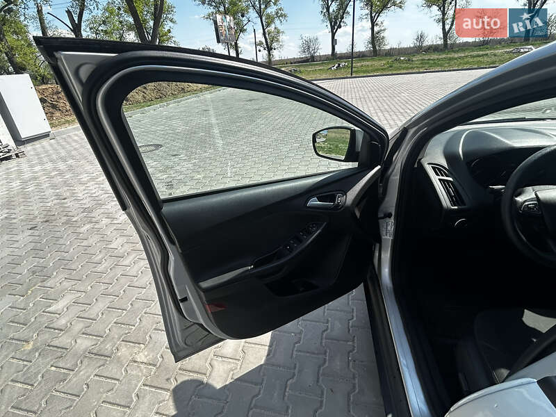 Хетчбек Ford Focus 2015 в Білогородці