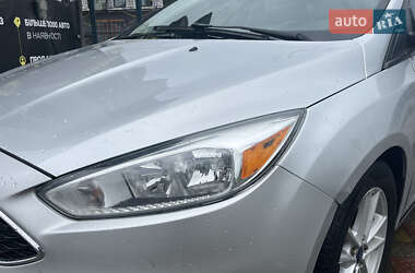 Хэтчбек Ford Focus 2015 в 