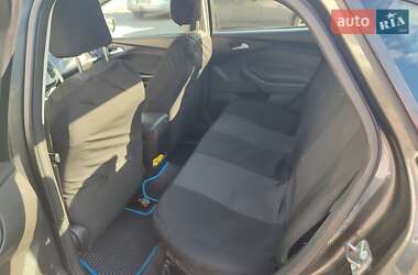 Седан Ford Focus 2016 в 