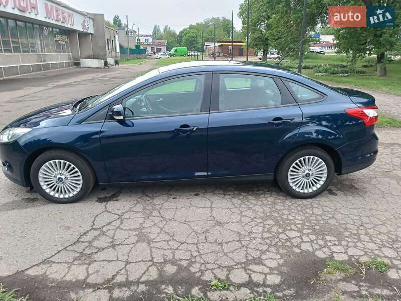 Седан Ford Focus 2011 в Первомайске