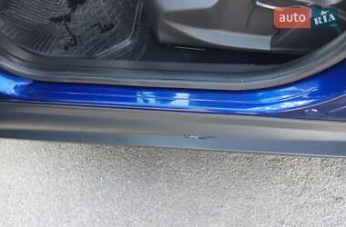 Хэтчбек Ford Focus 2015 в 