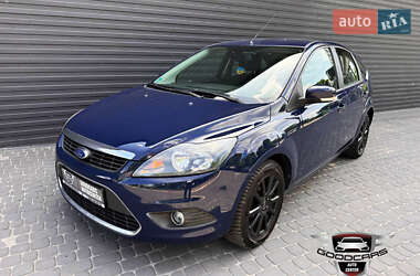 Хэтчбек Ford Focus 2009 в 