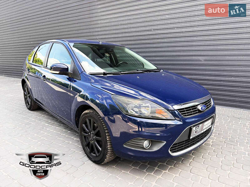 Хэтчбек Ford Focus 2009 в 