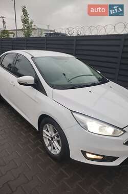 Седан Ford Focus 2016 в 
