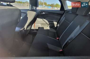 Хетчбек Ford Focus 2014 в 
