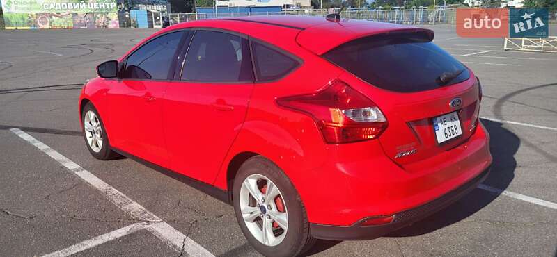 Хетчбек Ford Focus 2014 в Дніпрі