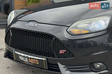 Хэтчбек Ford Focus 2014 в 