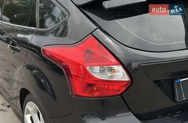 Хэтчбек Ford Focus 2014 в 