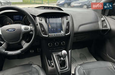 Хэтчбек Ford Focus 2014 в 