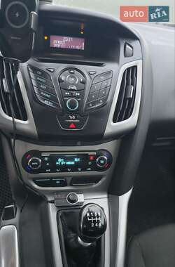 Универсал Ford Focus 2012 в 