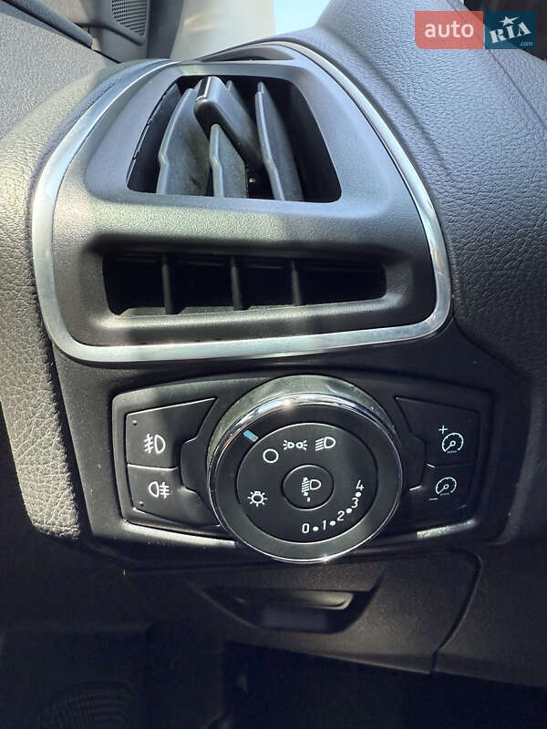 Хэтчбек Ford Focus 2012 в Черкассах фото 8 Хэтчбек Ford Focus 2012 в Черкассах