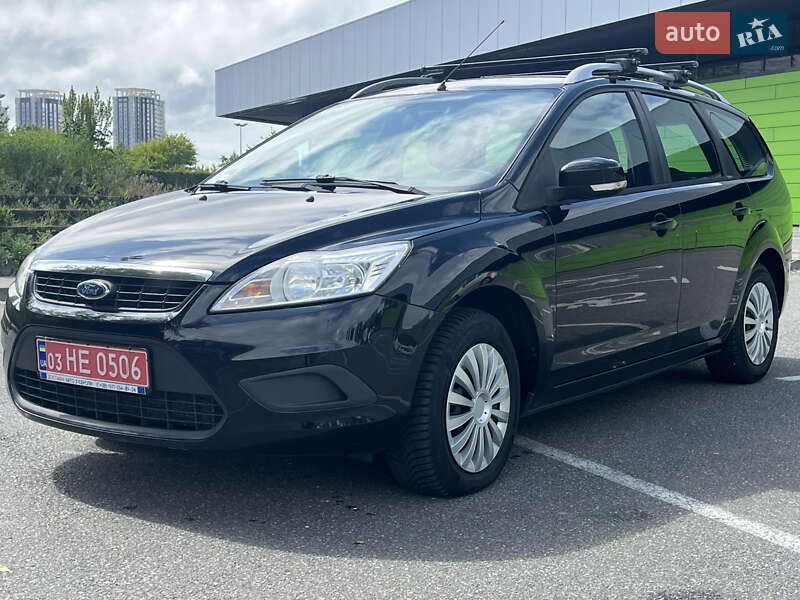 Универсал Ford Focus 2010 в 