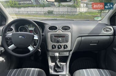Универсал Ford Focus 2010 в 
