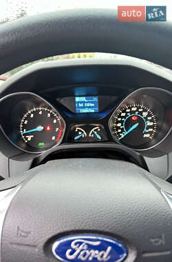 Седан Ford Focus 2012 в 