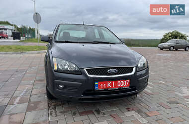 Хэтчбек Ford Focus 2007 в 