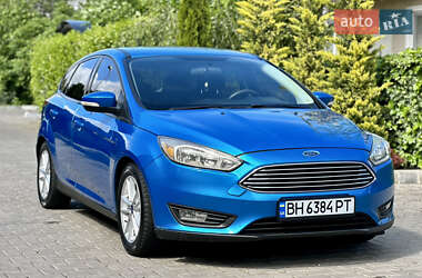Хэтчбек Ford Focus 2015 в 