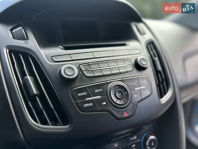 Хэтчбек Ford Focus 2015 в Одессе