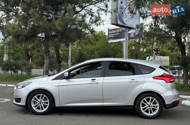 Хетчбек Ford Focus 2014 в 