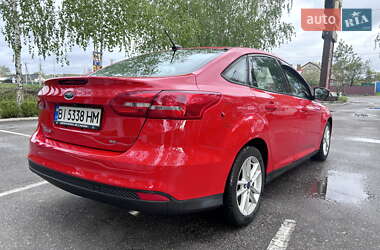 Седан Ford Focus 2015 в 