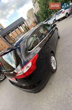 Универсал Ford Focus 2013 в 