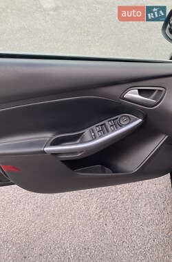 Универсал Ford Focus 2013 в 