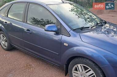 Хэтчбек Ford Focus 2006 в 