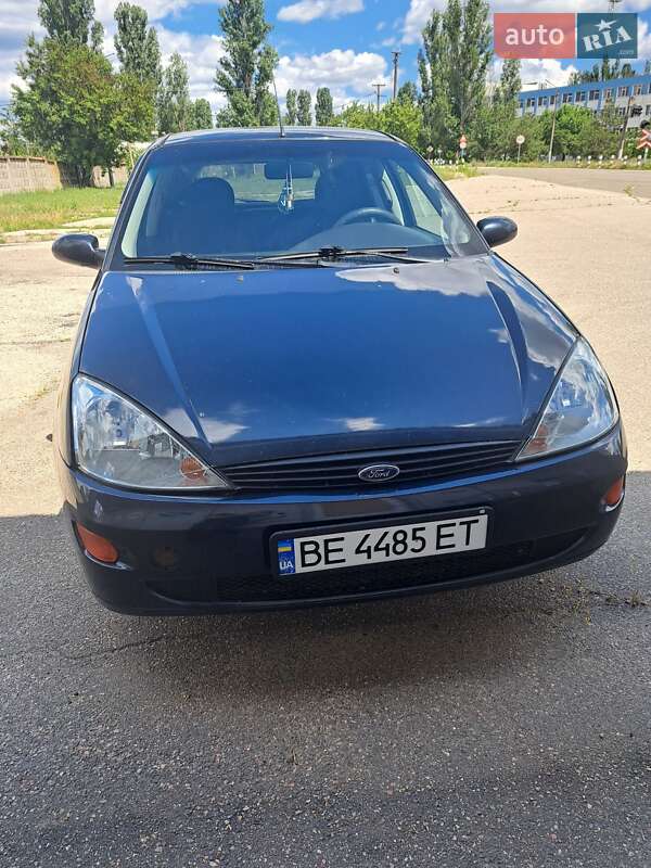 Хэтчбек Ford Focus 2001 в Николаеве