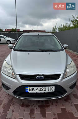 Универсал Ford Focus 2010 в 