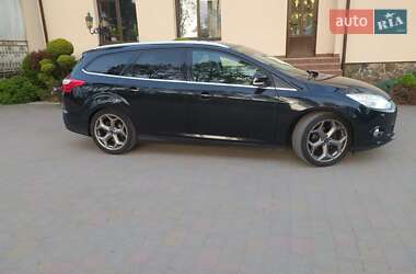 Универсал Ford Focus 2012 в 