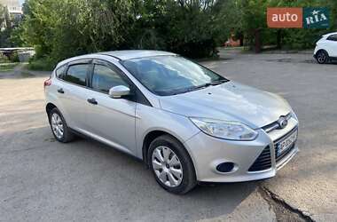 Хетчбек Ford Focus 2012 в 