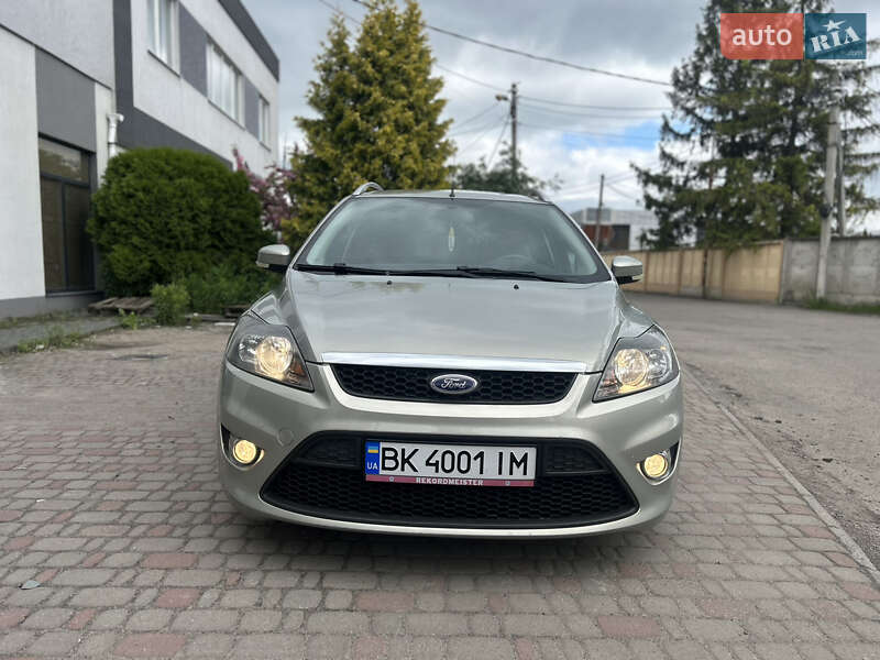 Универсал Ford Focus 2010 в Ровно