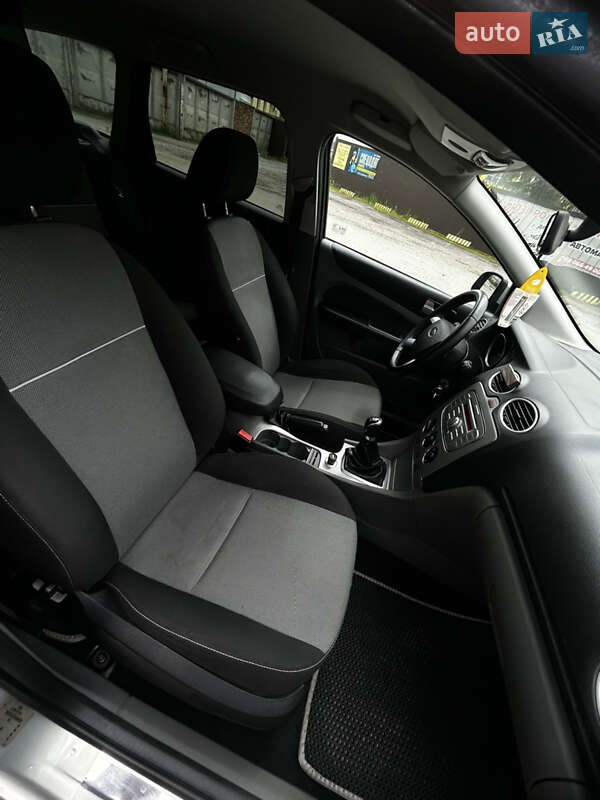 Универсал Ford Focus 2010 в Ровно