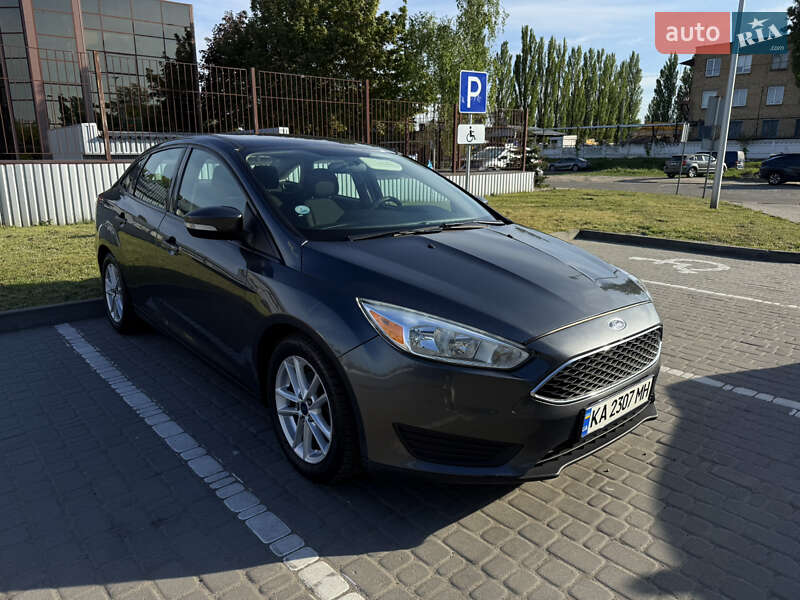 Седан Ford Focus 2016 в Киеве