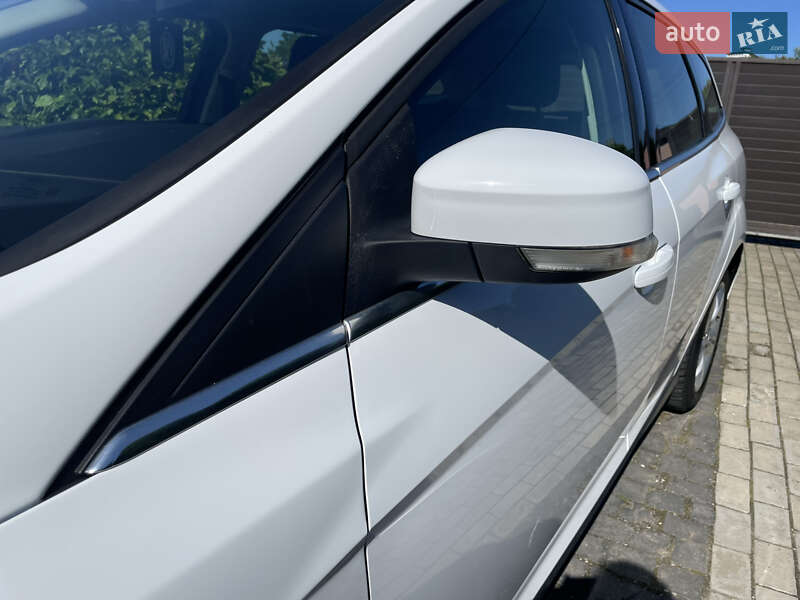 Универсал Ford Focus 2013 в Стрые