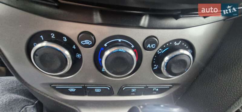 Универсал Ford Focus 2012 в Ивано-Франковске