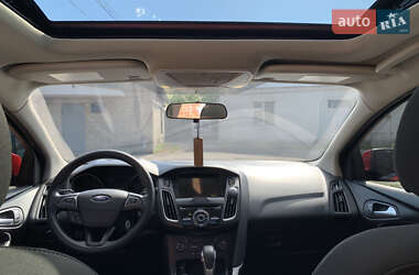 Седан Ford Focus 2017 в 