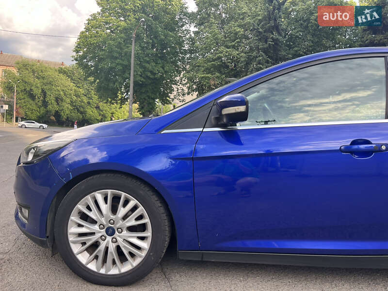 Седан Ford Focus 2015 в Дніпрі