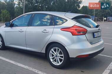 Хэтчбек Ford Focus 2016 в 