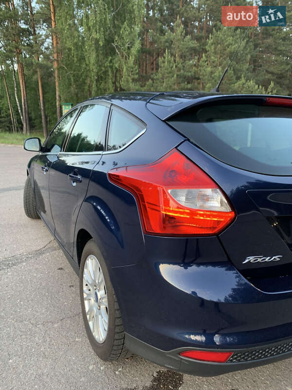 Хэтчбек Ford Focus 2011 в Чернигове