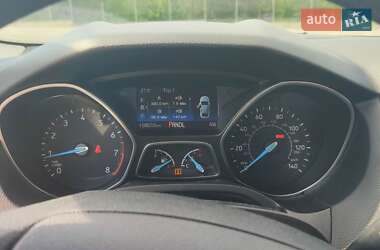 Хэтчбек Ford Focus 2016 в 