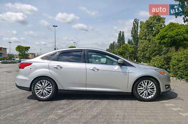 Седан Ford Focus 2017 в 