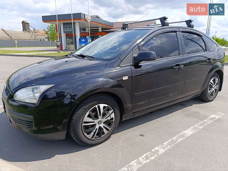 Хэтчбек Ford Focus 2007 в Лохвице