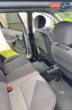 Универсал Ford Focus 2004 в 