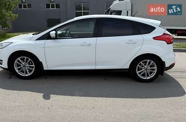 Хэтчбек Ford Focus 2016 в 