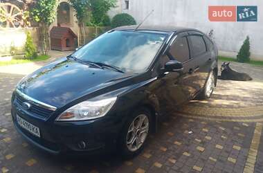 Хэтчбек Ford Focus 2011 в Мукачево