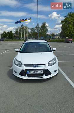 Хетчбек Ford Focus 2013 в Житомирі